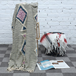 Stripe woven cotton tufted throw Stripe woven cotton tufted throw