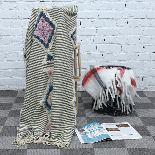 Stripe woven cotton tufted throw